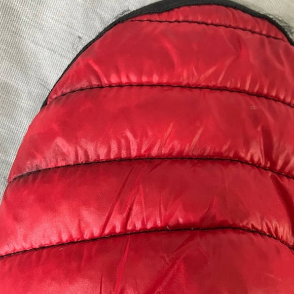 Brekka large men’s 9-10 women’s 11-12 Quilted Slippers - Picture 14 of 16